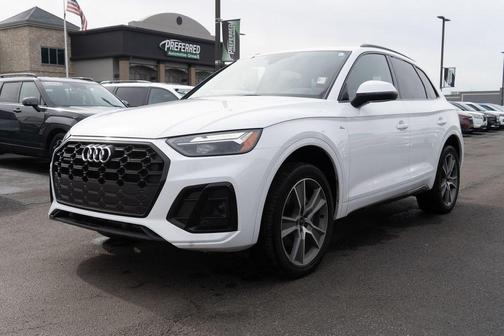 2025 Audi Q5 45 S line Premium