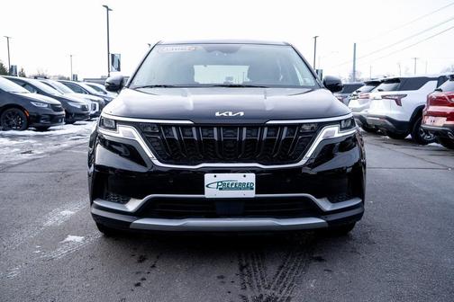 2024 Kia Carnival EX