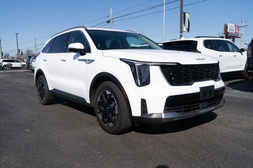 2024 Kia Sorento S