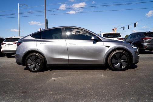 2026 Tesla Model Y Long Range Dual Motor All-Wheel Drive