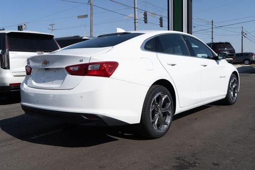 2024 Chevrolet Malibu FWD 1LT