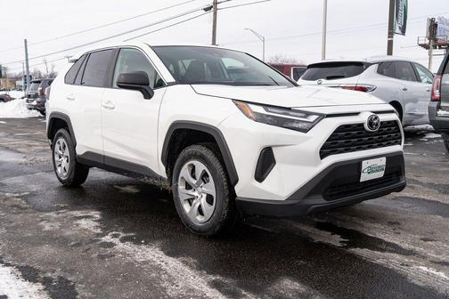 2024 Toyota RAV4 LE