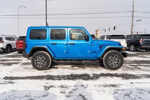 2025 Jeep Wrangler 4-Door Sahara 4x4