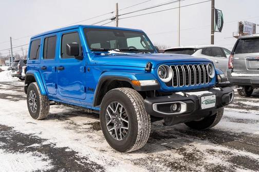 2025 Jeep Wrangler 4-Door Sahara 4x4