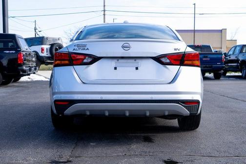 2024 Nissan Altima 2.5 SV