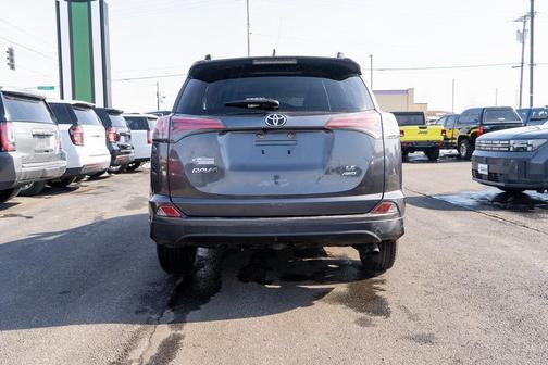 2016 Toyota RAV4 LE