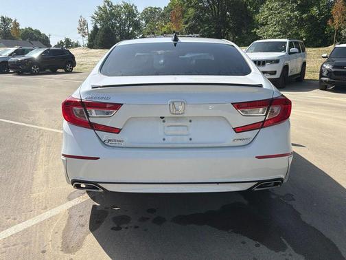 Platinum White Pearl 2022 Honda Accord Sport 1.5T