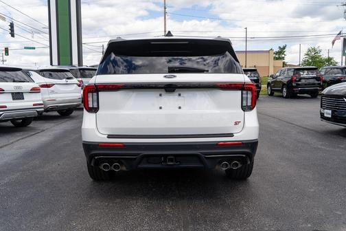 Star White Metallic Tri-Coat 2025 Ford Explorer ST
