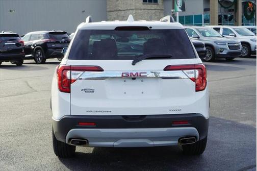 2023 GMC Acadia AWD SLT