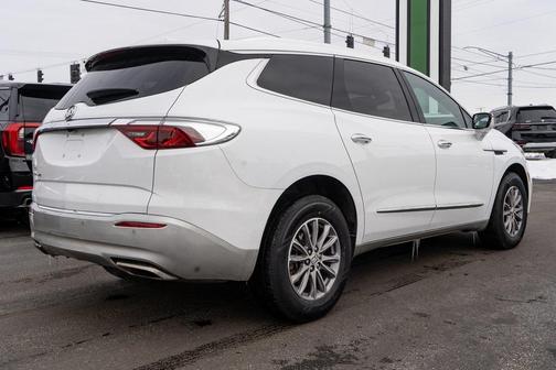 2023 Buick Enclave Essence FWD