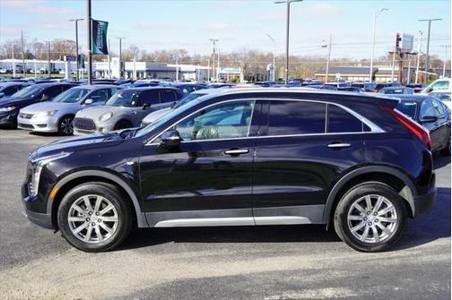 2023 Cadillac XT4 Premium Luxury