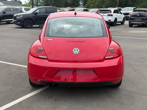 Tornado Red 2015 Volkswagen Beetle 1.8T