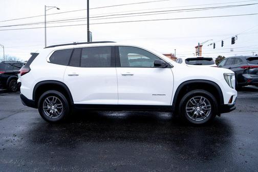 2025 GMC Acadia AWD Elevation