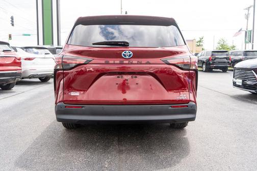 Ruby Flare Pearl 2021 Toyota Sienna XLE 8 Passenger