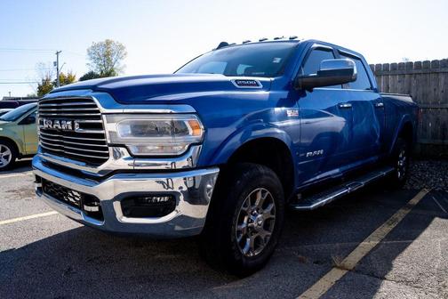 2019 RAM 2500 Laramie Crew Cab 4x4 6'4' Box