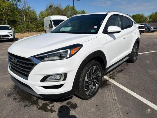 Cream White 2020 Hyundai TUCSON Sport
