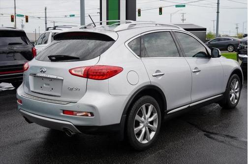 2016 INFINITI QX50 Base