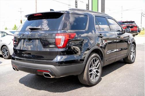 2017 Ford Explorer sport
