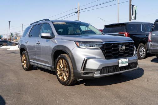 2024 Honda Pilot Touring 8-Passenger