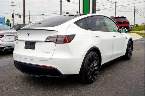2022 Tesla Model Y Performance Dual Motor All-Wheel Drive