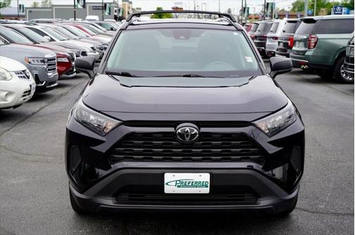 2020 Toyota RAV4 LE
