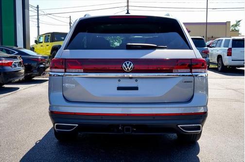 2024 Volkswagen Atlas 2.0T SE w/Technology 4MOTION