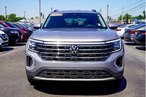 2024 Volkswagen Atlas 2.0T SE w/Technology 4MOTION