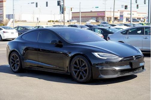 2022 Tesla Model S Base