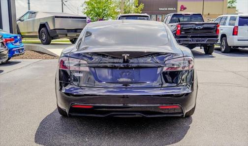 2022 Tesla Model S Base