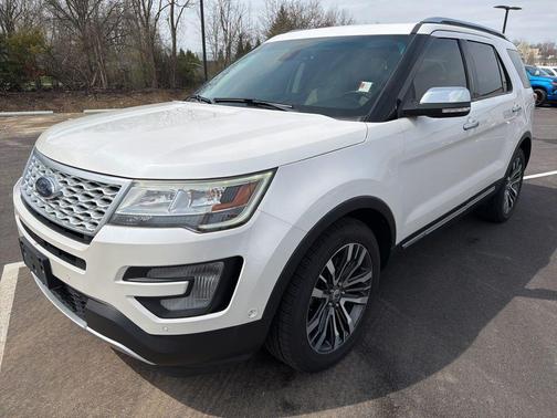 White Platinum Clearcoat Metallic 2016 Ford Explorer Platinum