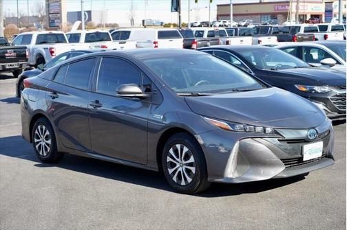2021 Toyota Prius Prime LE