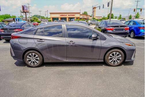 2021 Toyota Prius Prime LE