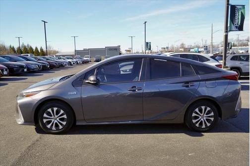 2021 Toyota Prius Prime LE