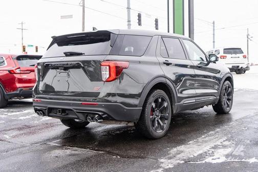 2022 Ford Explorer ST