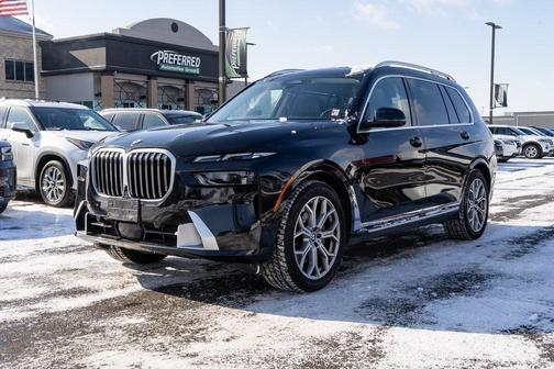 2025 BMW X7 xDrive40i