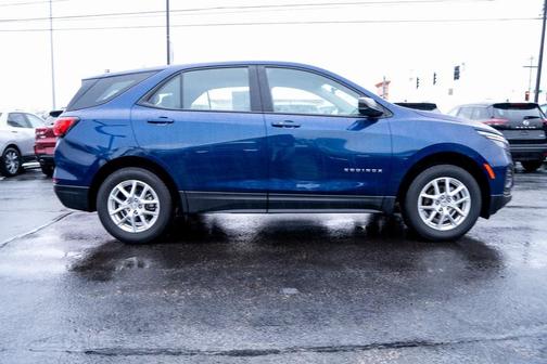 2023 Chevrolet Equinox LS