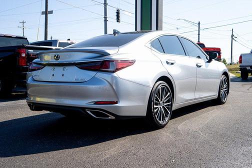 2024 Lexus ES 350 Base