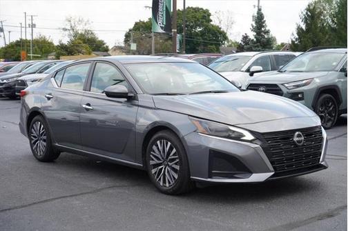2023 Nissan Altima 2.5 SV