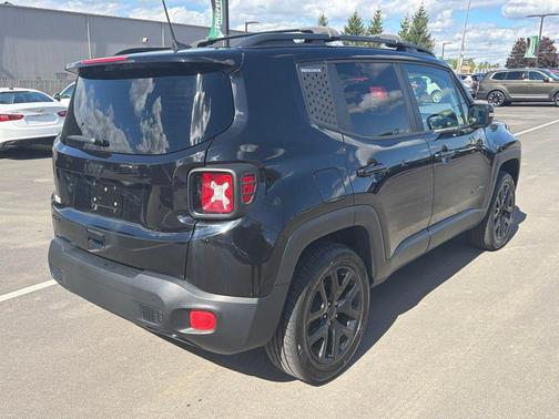 Black 2018 Jeep Renegade Latitude