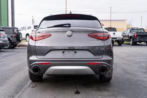 2022 Alfa Romeo Stelvio Ti