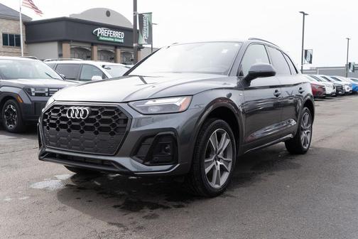 2025 Audi Q5 45 S line Premium