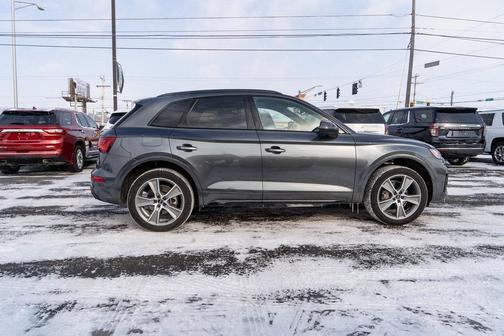 2025 Audi Q5 45 S line Premium
