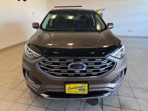 Stone Gray Metallic 2019 Ford Edge Titanium