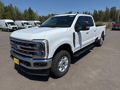 Oxford White 2026 Ford F-350 XLT
