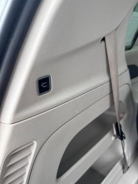Bright White Clearcoat 2022 Chrysler Pacifica Touring L