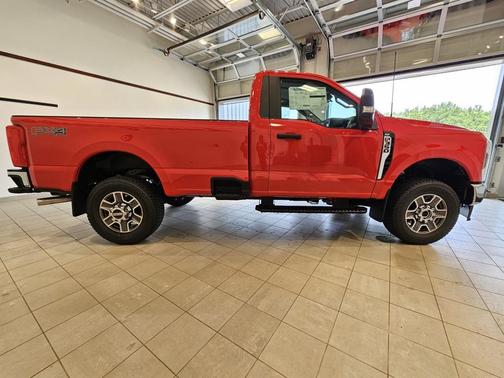 2025 Ford F-350 XLT
