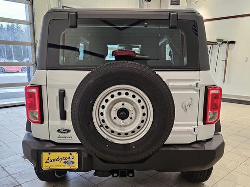 2025 Ford Bronco Base