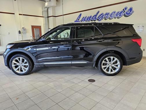 2022 Ford Explorer Platinum