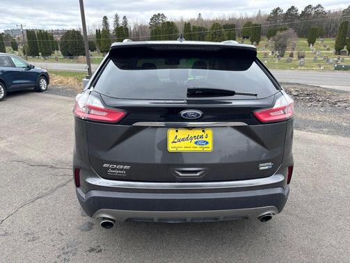 Magnetic Metallic 2019 Ford Edge SEL