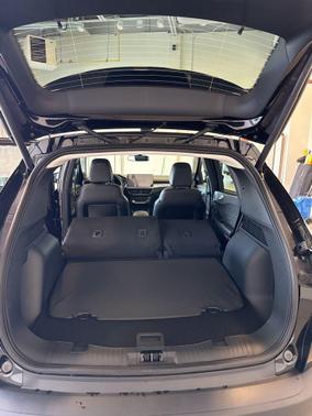 agate black metallic 2026 Ford Escape Platinum